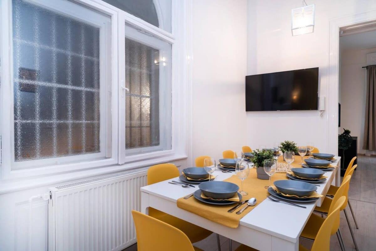 And New Design Holiday home Budapest
